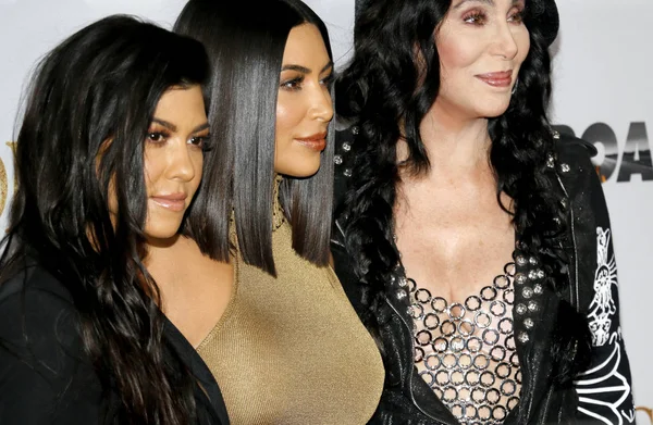 Cher és Kourtney Kardashian, Kim Kardashian West — Stock Fotó