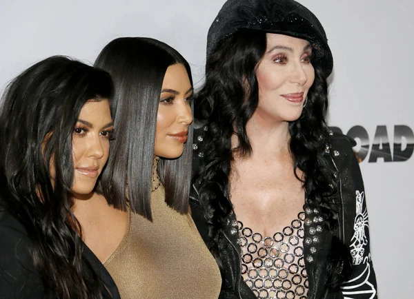 Kim Kardashian West, Cher en Kourtney Kardashian — Stockfoto