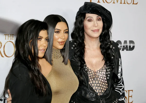 Kim Kardashian West, Cher e Kourtney Kardashian — Fotografia de Stock