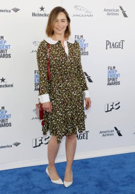 aktrist Emilia Clarke