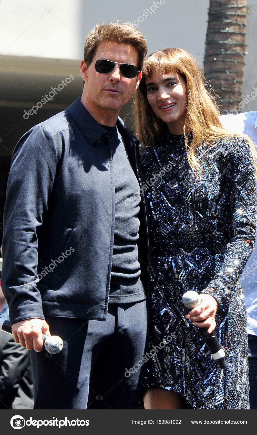 teens dating older guys