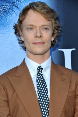 aktör Alfie Allen