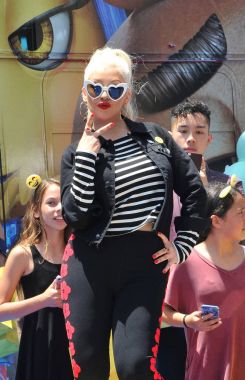 Şarkıcı Christina Aguilera
