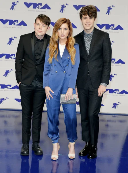 Sydney, Noah ve Graham Sierota