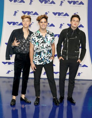 Pop grubunda Forever Your Mind