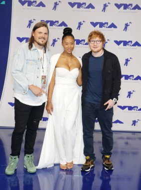 Jennie Pegouskie ve Ed Sheeran