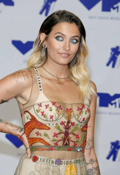 oyuncu Paris Jackson