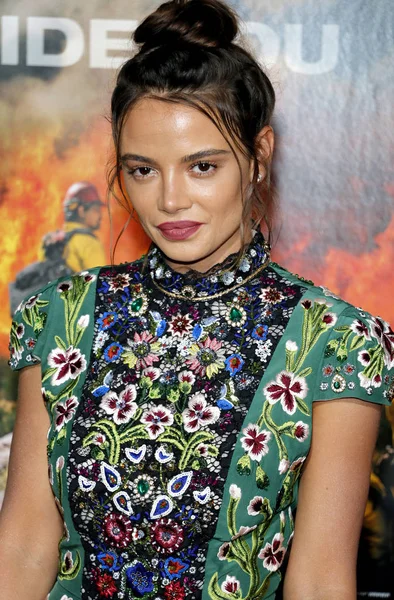 aktris Keleigh Sperry