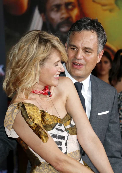 Actores Mark Ruffalo y Sunrise Coigney — Foto de Stock