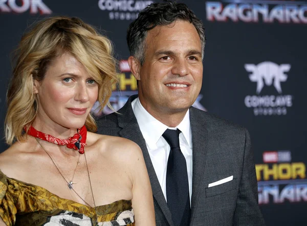 oyuncuları Mark Ruffalo ve gündoğumu Coigney
