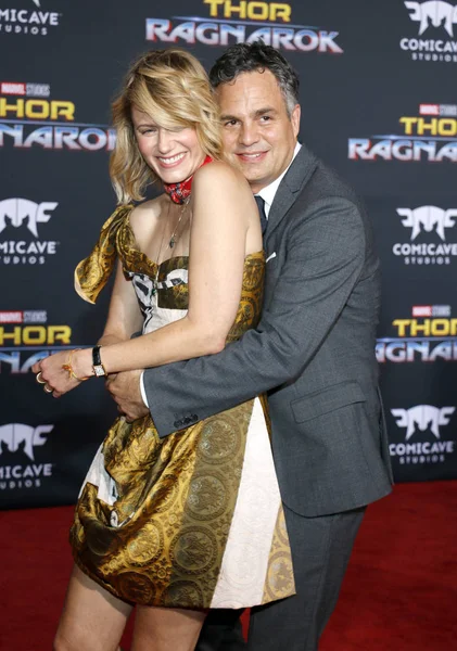 oyuncuları Mark Ruffalo ve gündoğumu Coigney