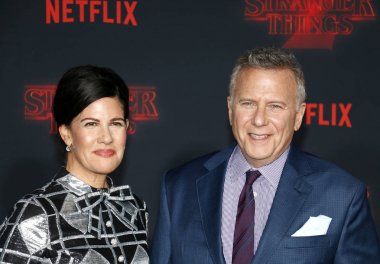 aktör Paul Reiser ile Paula Ravets