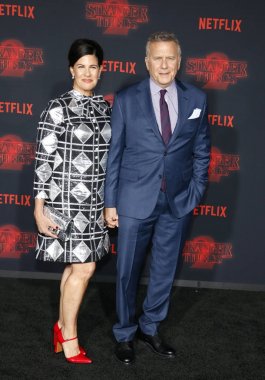 aktör Paul Reiser ile Paula Ravets