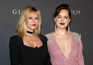 aktris Melanie Griffith ve Dakota Johnson