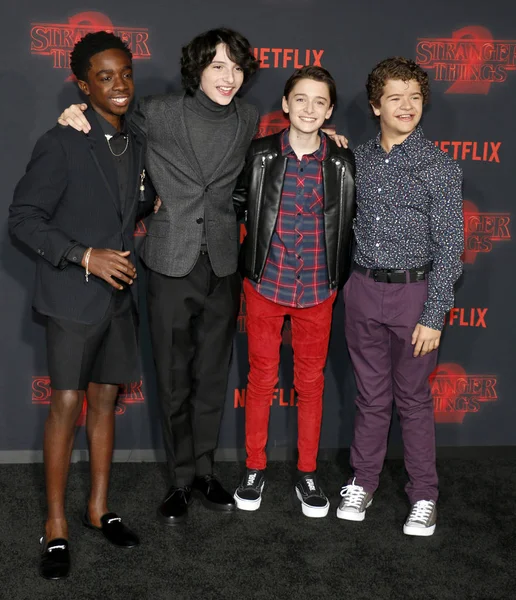 Attori Noah Schnapp Gaten Matarazzo Caleb Mclaughlin Finn Wolfhard Alla — Foto Stock