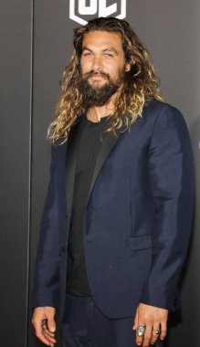 Aktör Jason Momoa'ya