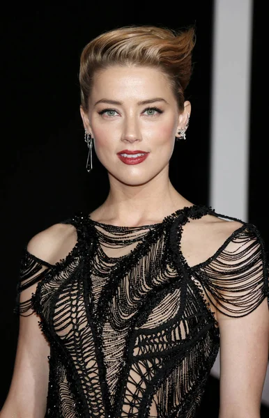 Színésznő Amber Heard Világ Premierje Justice League Tartott Dolby Theatre — Stock Fotó
