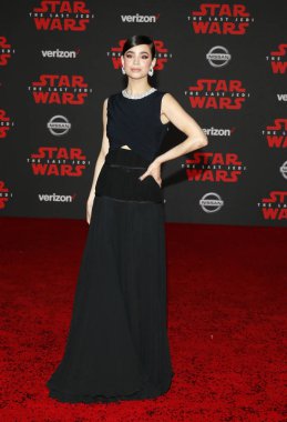 oyuncu Sofia Carson dünya premiere ' Star Wars: son Jedi' 9 Aralık 2017 Los Angeles, ABD tapınak Toplantı salonunda düzenlenen.