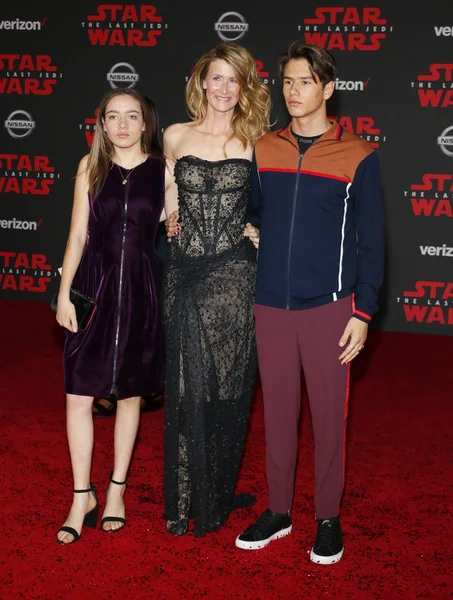 Actriz Laura Dern Estreno Mundial Star Wars Last Jedi Celebrado —  Fotos de Stock