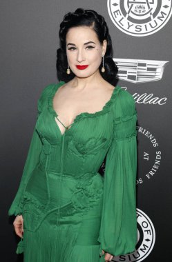 Dita Von Teese Elysium sanat'ın 11 yıllık cennet 6 Ocak 2018 Santa Monica, ABD Barker hangarda düzenlenen şenlikte model.