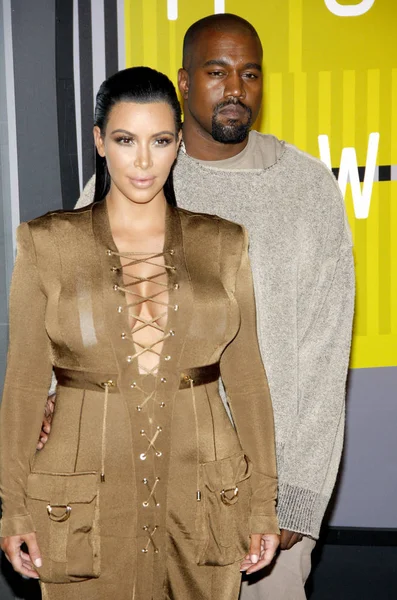 Kanye West y Kim Kardashian — Foto de Stock