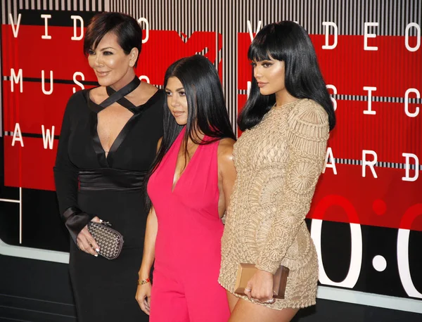 Kris Jenner, Kourtney Kardashian en Kylie Jenner — Stockfoto