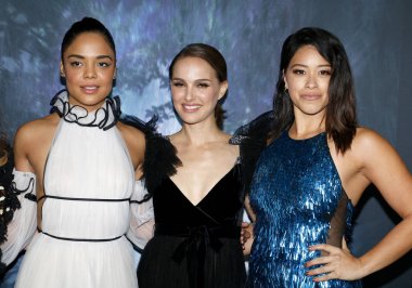 Tessa Thompson, Natalie Portman ve Gina Rodriguez
