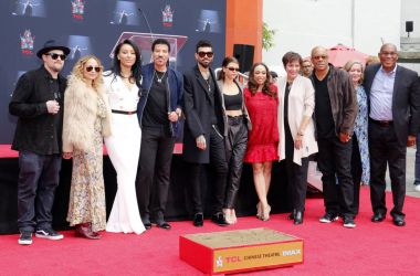Lionel Richie, Sofia Richie, Miles Richie, Nicole Richie, Lionel Richie, Lisa Parigi ve Benji Madden