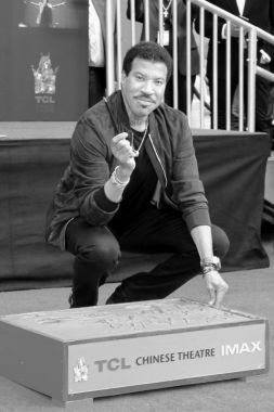 şarkıcı Lionel Richie Lionel Richie el ve ayak izi törenle Tcl Çin Tiyatrosu Hollywood, ABD 7 Mart 2018 düzenlenen.