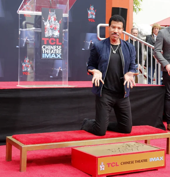 şarkıcı Lionel Richie Lionel Richie el ve ayak izi törenle Tcl Çin Tiyatrosu Hollywood, ABD 7 Mart 2018 düzenlenen.