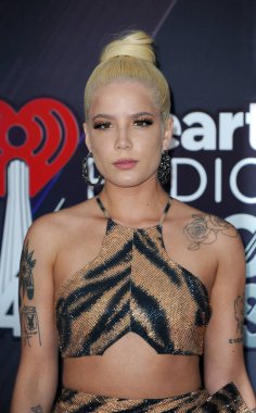 şarkıcı Halsey 2018 iheartradio Müzik Ödülleri, 11 Mart 2018 üzerinde Forum Inglewood, ABD'de düzenlenen.