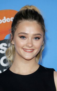 Lizzy Greene
