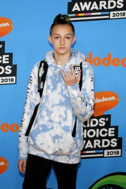 Çocuk, Russell Horning Nickelodeon'ın 2018 Kids'Choice Awards Forum Inglewood, ABD'de 24 Mart 2018 düzenlenen, sırt çantası.