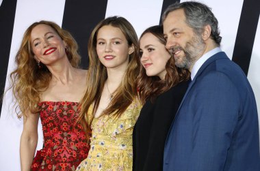 Judd Apatow, Leslie Mann, Maude Apatow ve Iris Apatow