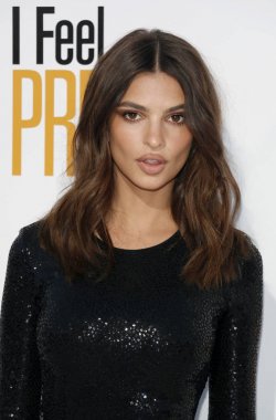 Emily Ratajkowski Los Angeles şehrinde model 'I çok hissediyorum' galası Westwood, ABD Regency Köyü Tiyatrosu'nda 17 Nisan 2018 üzerinde düzenlenen.