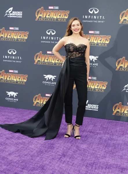 Aktorka Elizabeth Olsen Premierze Filmu Disney Marvel Avengers Infinity War — Zdjęcie stockowe