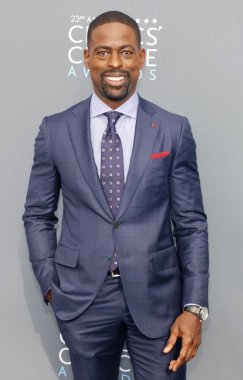 aktör Sterling K. Brown, 23 yıllık Critics'Choice Awards Santa Monica, ABD Barker hangarda 11 Ocak 2018 düzenlenen.