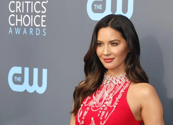 Atriz Olivia Munn 23Rd Annual Critics Choice Awards Realizado Barker — Fotografia de Stock