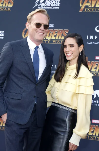 Los Actores Paul Bettany Jennifer Connelly Estreno Disney Marvel Avengers —  Fotos de Stock