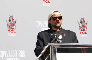 Kevin Smith ve Jason Mewes el ve ayak izi töreni 14 Ekim 2019 'da Hollywood, ABD' deki TCL Çin Tiyatrosu 'nda yapıldı..