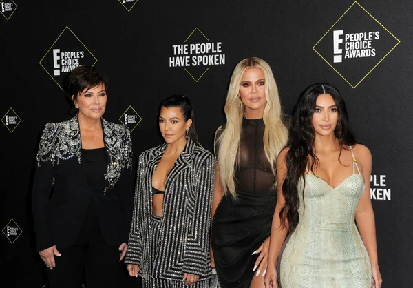 Kris Jenner, Kourtney Kardashian, Kim Kardashian y Khloe Kardashian —  Fotos de Stock