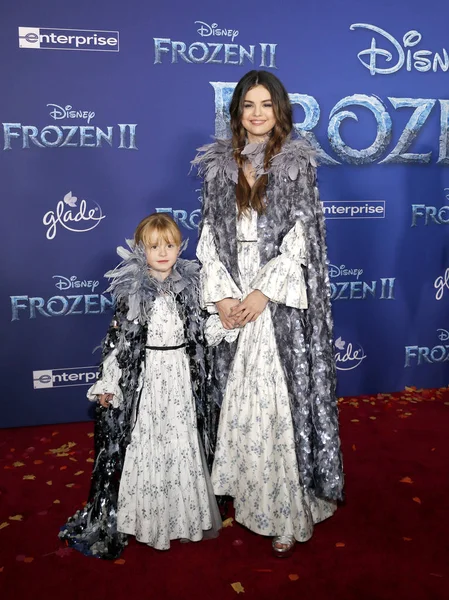 Selena Gomez Gracie Teefey Kasım 2019 Hollywood Dolby Tiyatrosu Nda — Stok fotoğraf