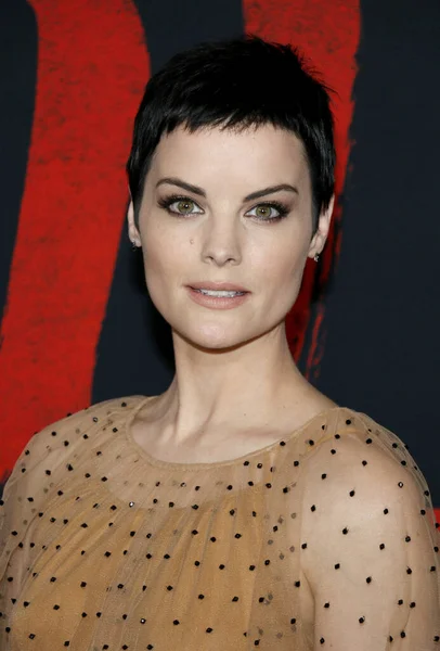 Jaimie Alexander Estreno Mundial Mulan Disney Celebrado Dolby Theatre Hollywood — Foto de Stock