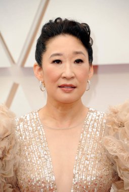 Sandra Oh, 9 Şubat 2020 'de Hollywood Dolby Tiyatrosu' nda düzenlenen 92. Akademi Ödülleri 'nde..