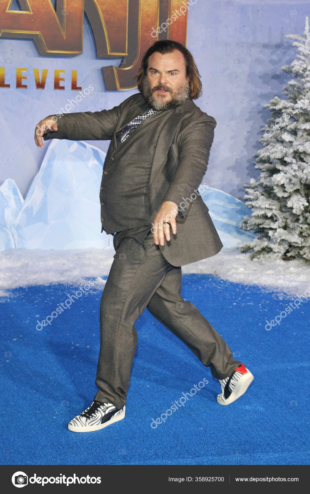 Jack black attending jumanji hi-res stock photography and images