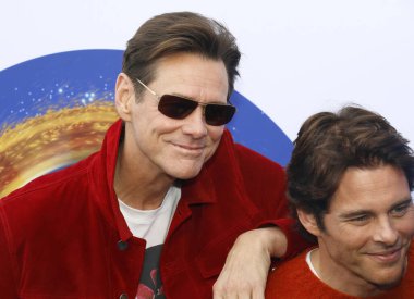 Jim Carrey ve James Marsden, 25 Ocak 2020 'de ABD' nin Los Angeles şehrindeki Paramount Theatre 'da düzenlenen' Sonic the Hedgehog 'prömiyerinde.