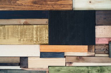 Renkli ahşap parçaların mozaiği