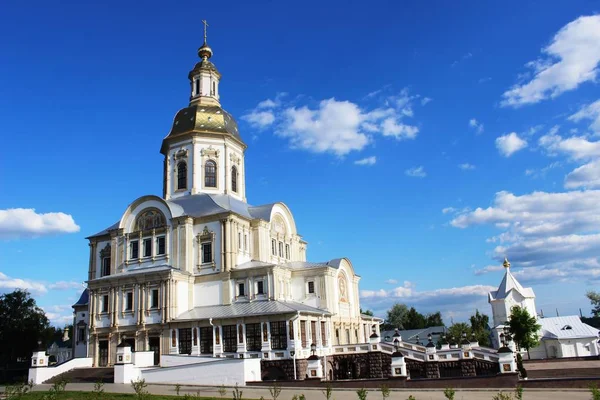 Seraphim von Sarow im Seraphim-Diveevo-Kloster in Diveevo, Russland — Stockfoto