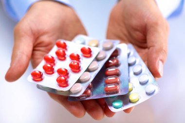 Tablo sallayarak, iş toplantısı akdi eller