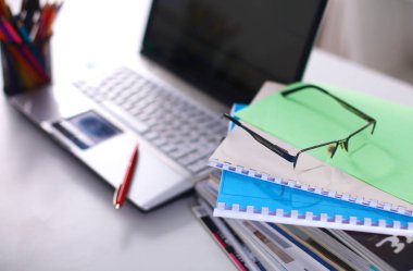 Grubu çok renkli office oluşturmanız ve gözlük